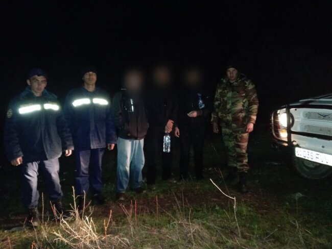 В Чимгане заблудились трое туристов